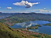 Corno Birone col gioiello romanico di S. Pietro al Monte da Civate-24apr23- FOTOGALLERY